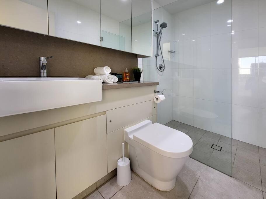 Spacious 3-bed Penthouse With Perfect View Apartment Sydney